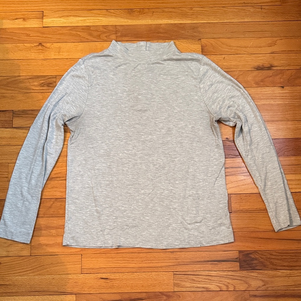 LOFT Gray Long Sleeve Top